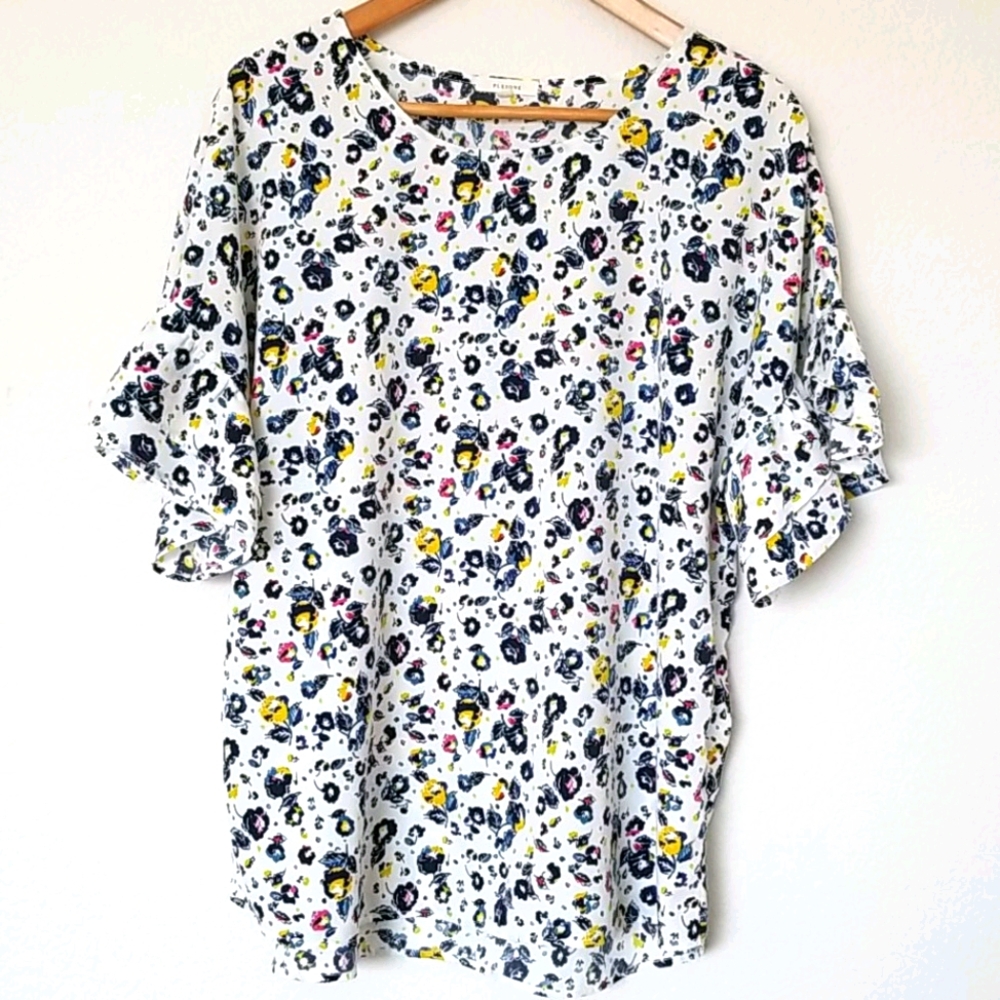 Womens Top- Pleione size L